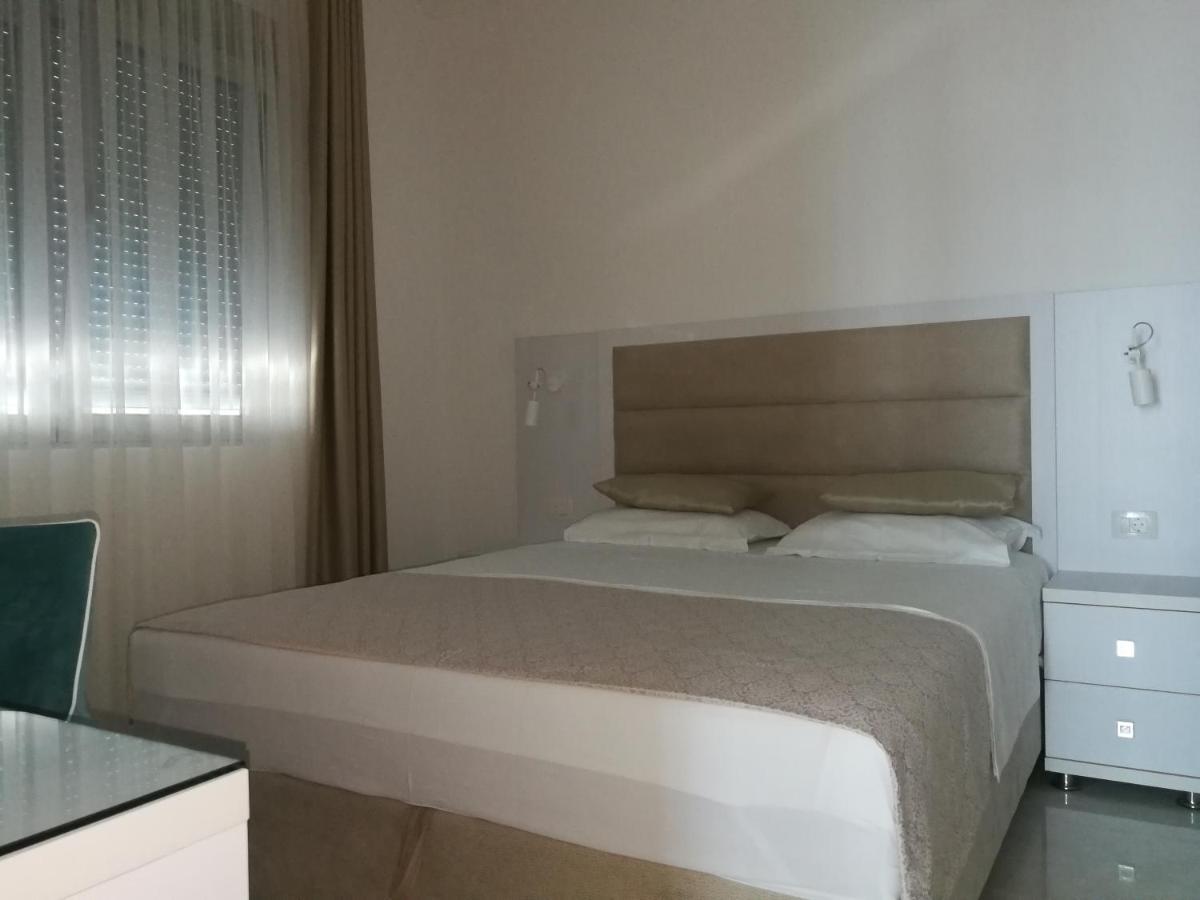 Villa Blue Panorama Budva Buitenkant foto